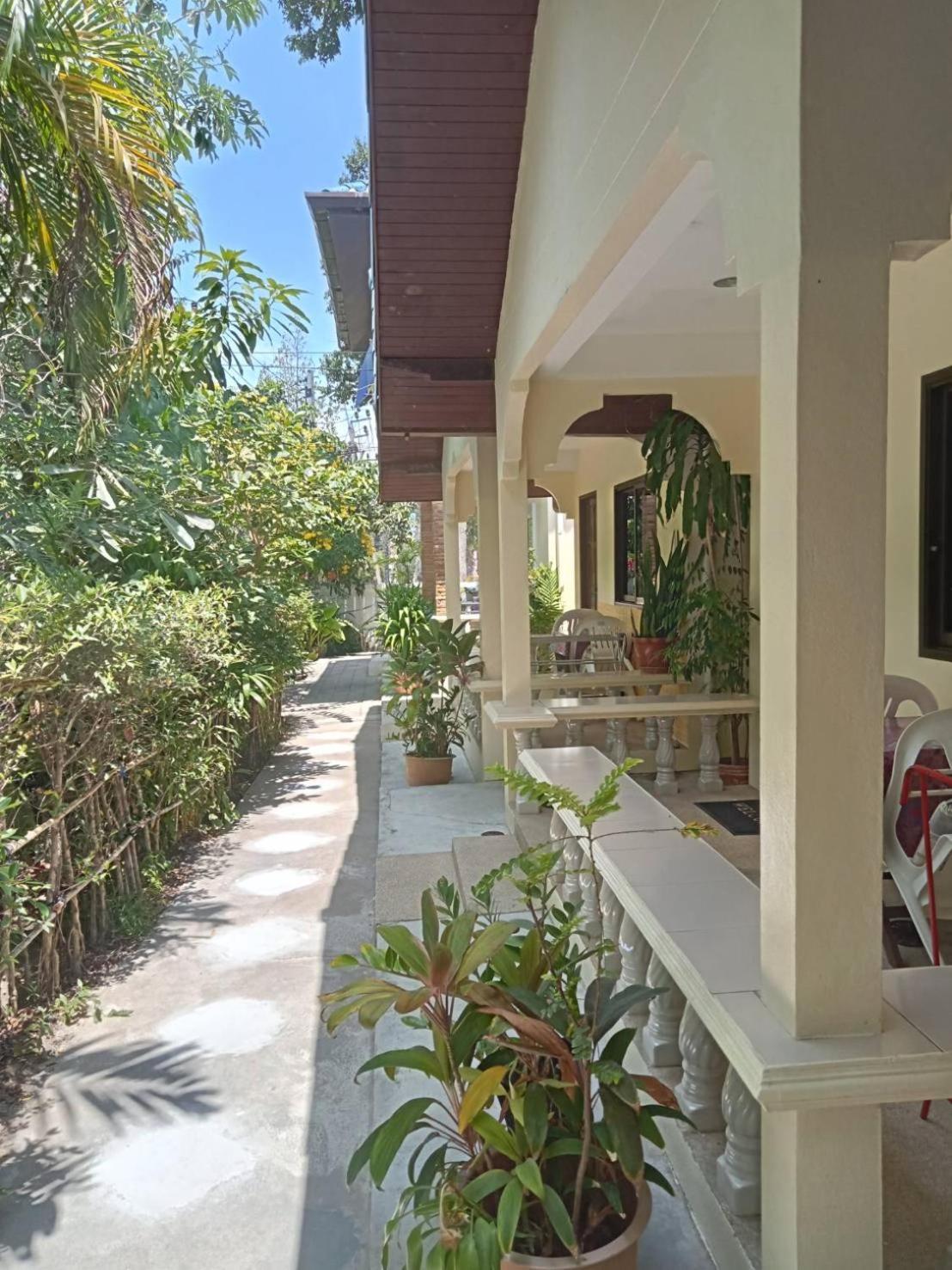 Wattana Bungalow Nai Yang Beach Exterior foto