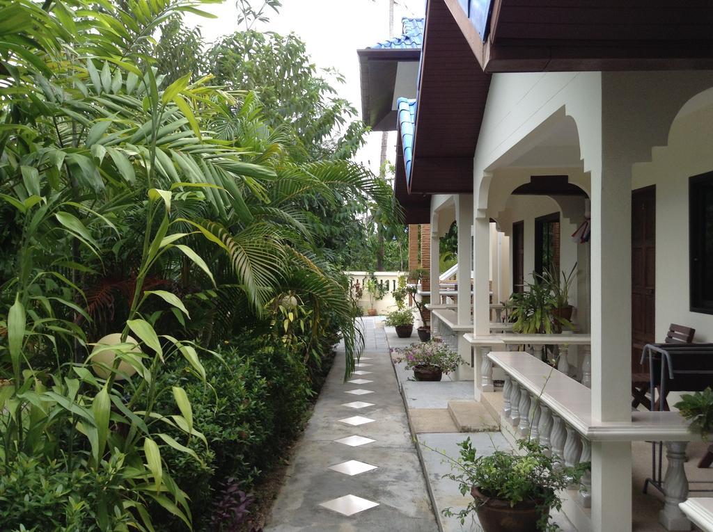 Wattana Bungalow Nai Yang Beach Exterior foto