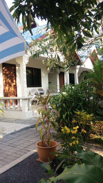 Wattana Bungalow Nai Yang Beach Exterior foto